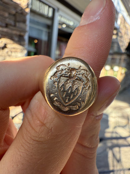 Classic 14K Crest Signet