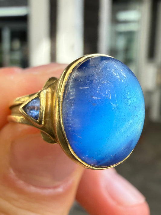 18K Labradorite and Sapphire Ring