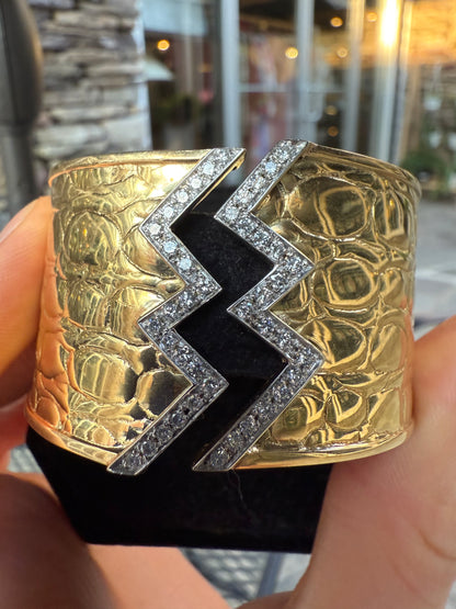 Killer 18K Lighting Bolt Cuff.