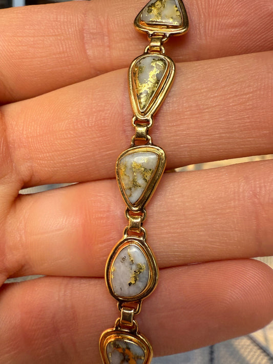 18K Gold Quartz Bracelet 7 Inch